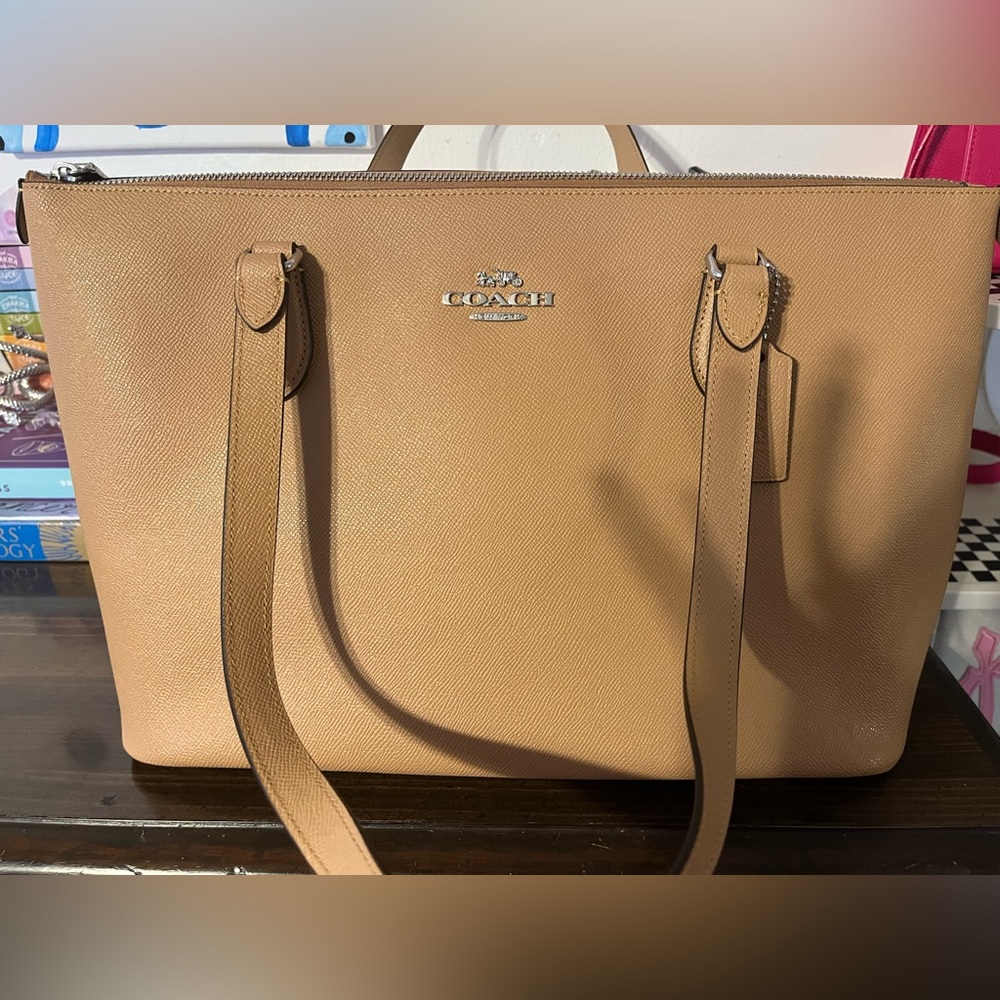 Brand New Beautiful Coach Tote